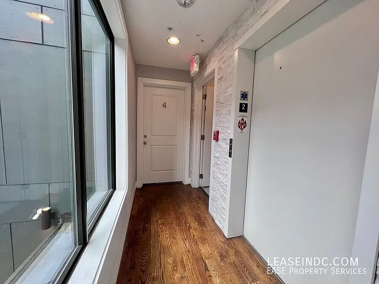 1839 6th St NW #4 — Photo 15