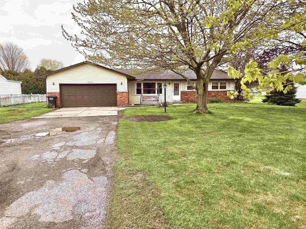 1320 N Lima Rd, Kendallville, IN 46755