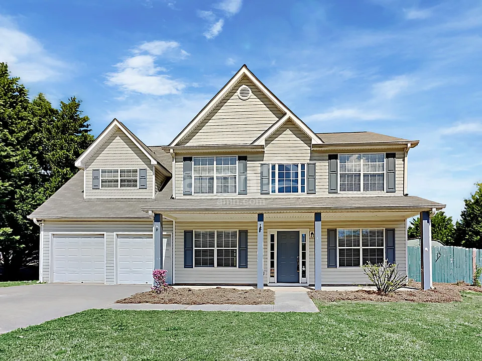 714 Baskins Cir