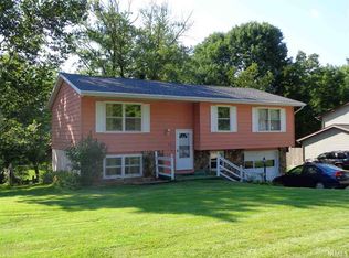 111 S Langley Dr, Ellettsville, IN