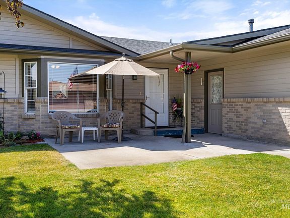 5th image of 1100 Burnett Dr Unit 602