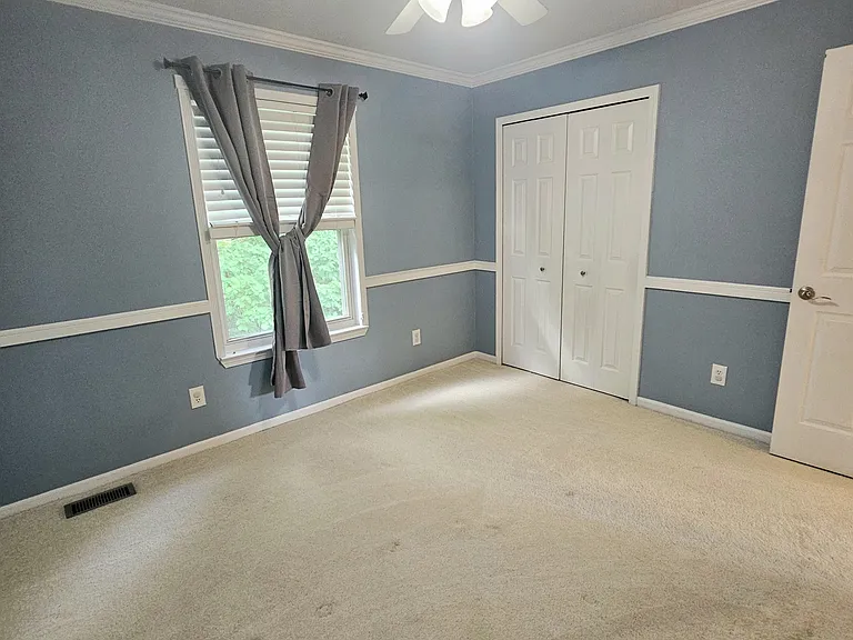 29221 Fieldstone — Photo 33