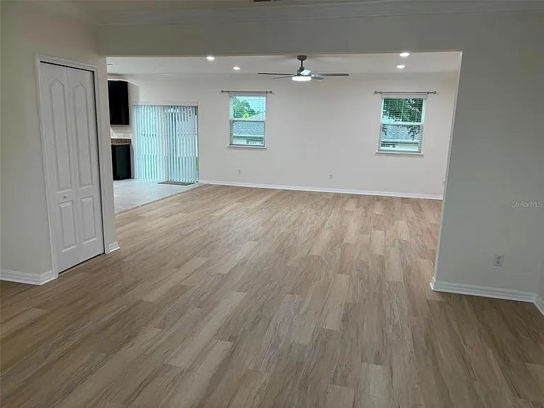 1236 Water Willow Dr — Photo 3