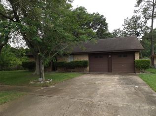 16127 Forest Way Dr, Houston, TX 77090