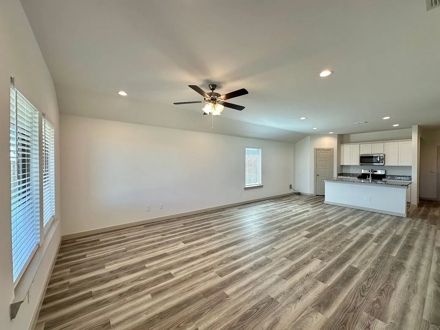 Four Bedroom - Lubbock Cooper ISD! — Photo 2