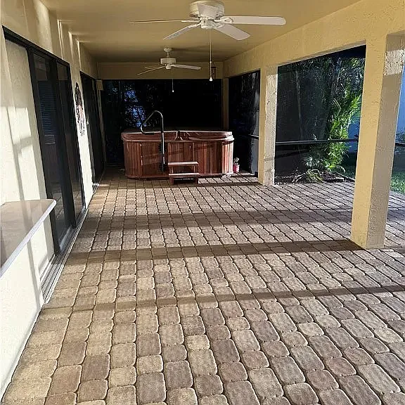 4628 SW 18th Ave — Photo 9