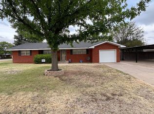 401 Purnell Ave, Stratford, TX 79084