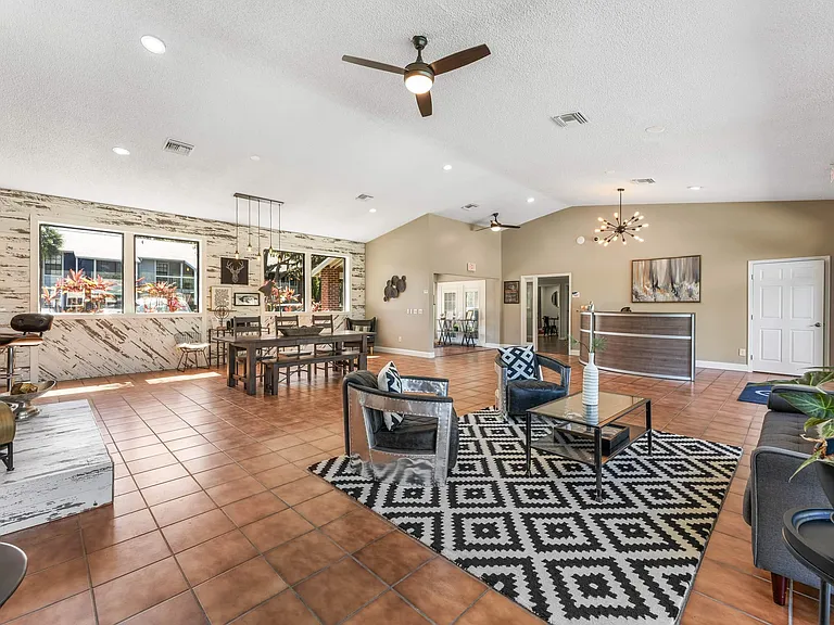 Epic Apartments — Photo 21