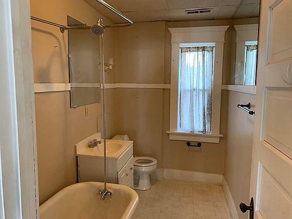 5th image of 415 3rd St #C