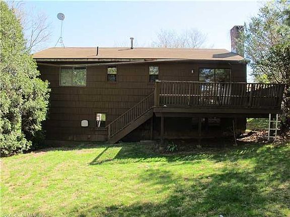 4th image of 71 Hitchcock Dr