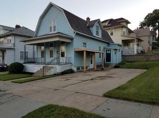 554 S 35th St, Omaha, NE 68105