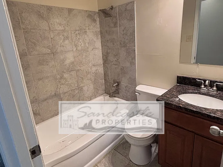 735 Imperial Rd — Photo 4
