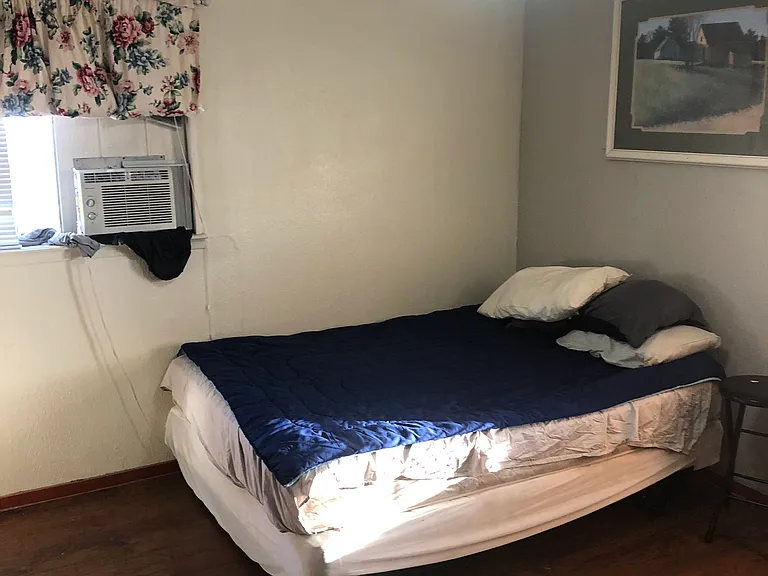 4209 Broadway Ave #108 — Photo 4