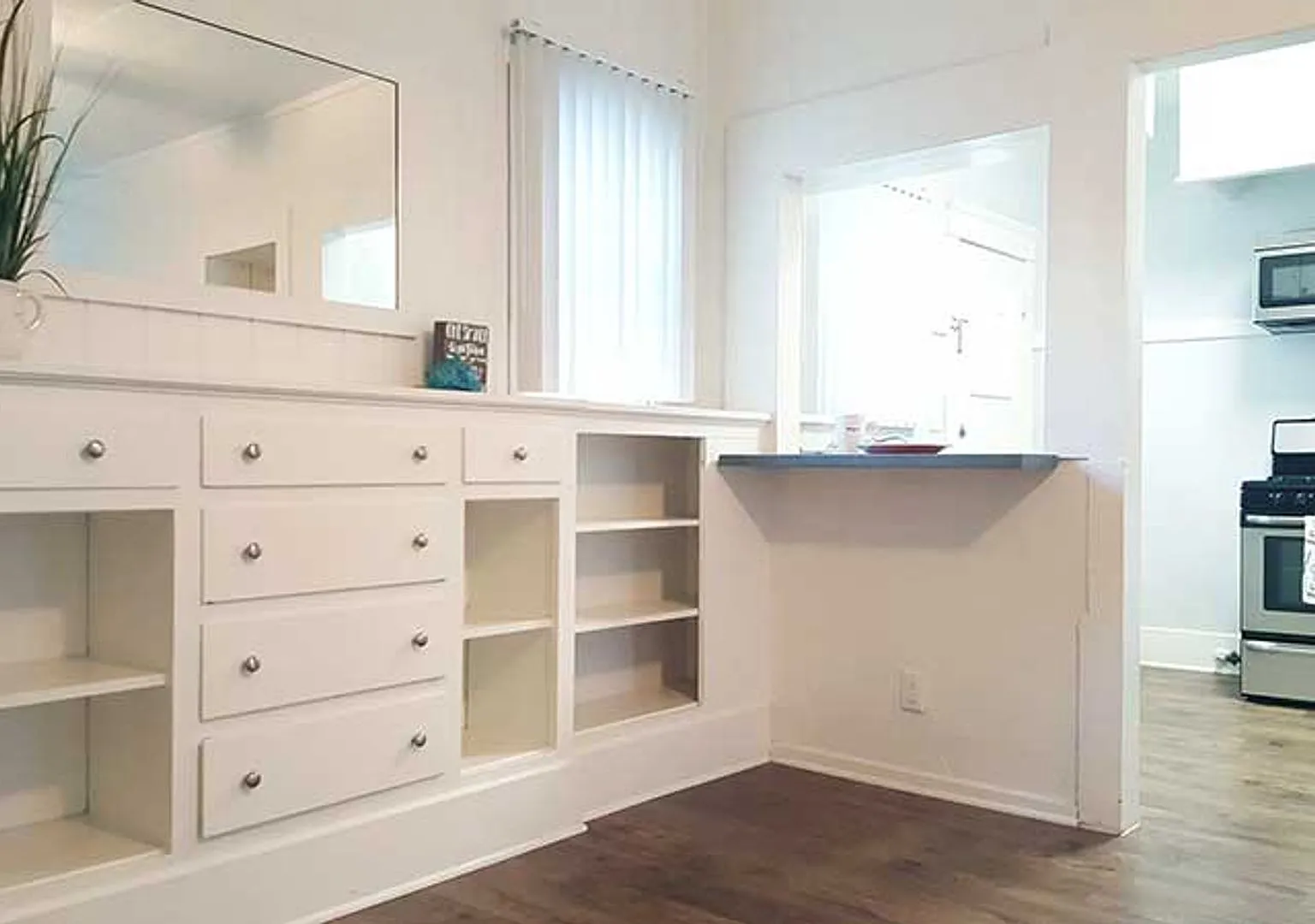 SeaGlass Apartments — Photo 4