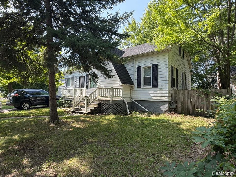1st image of 5629 Gateshead St