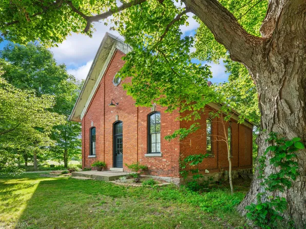 1055 Mt Tabor Rd, Berrien Springs, MI 49103