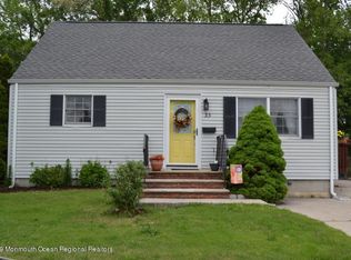 23 Liberty Pl, Hazlet Township, NJ 07734