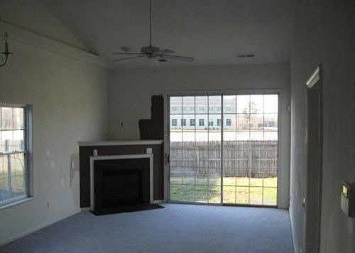 4th image of 6361 Scottsfield Dr