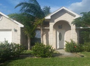 2825 Meadow Ridge Dr, Brownsville, TX 78526