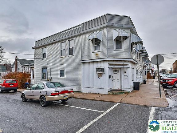 4th image of 301 E Bertsch St