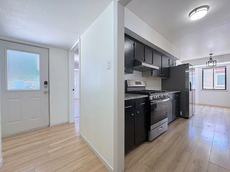 10617 Josie Pl — Photo 2