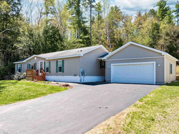 507 Blaine Court, Belmont, NH 03220