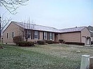 7375 Spring Mountain Dr, East Syracuse, NY