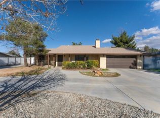 8161 Sherborn Ave, Hesperia, CA 92345