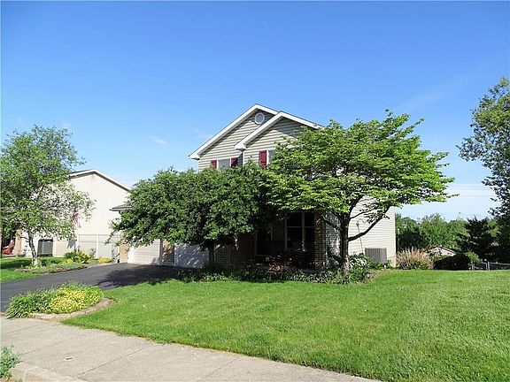 3rd image of 419 Buckingham Dr