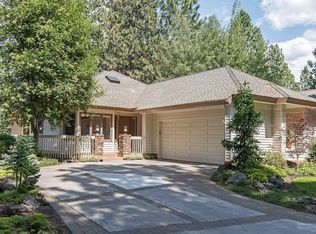 60778 Willow Creek Ct, Bend, OR 97702