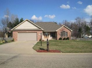 112 Conaghan Dr, Groveland, IL 61535