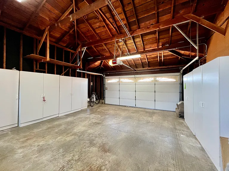 2490 Lexington Way — Photo 16