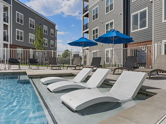4th image of 970 Menlo Park Point #4796795