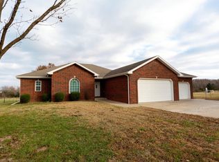 4648 S 140th Rd, Bolivar, MO 65613