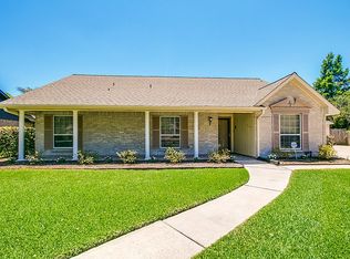 2205 Pontchartrain Ct, League City, TX 77573