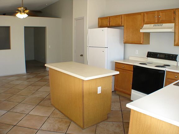 3rd image of 2836 W Angela Dr