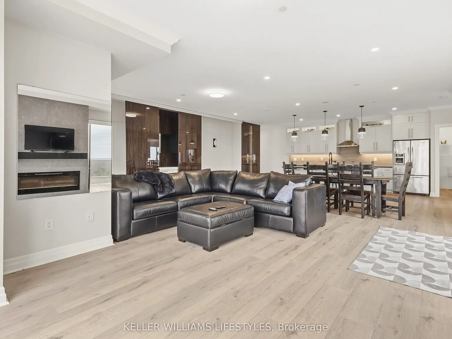 2 bed, $3,450 — Photo 3