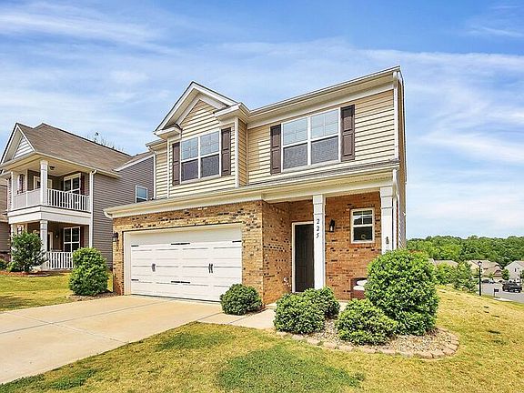 2nd image of 225 Kingston Dr