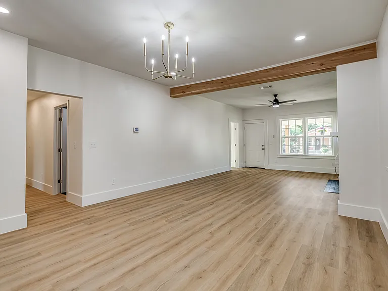 1723 W Park Pl — Photo 14