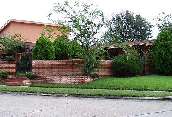 2nd image of 10500 Prentiss Ave