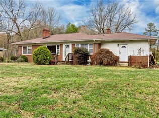 1711 Neelley Rd, Pleasant Garden, NC 27313