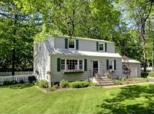 48 Davenport Ave, Roseland, NJ 07068