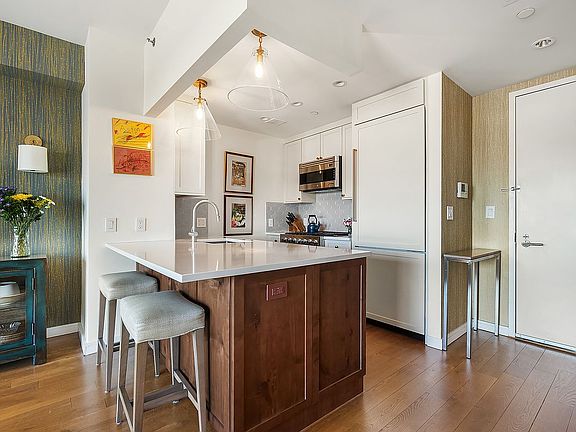 5th image of 171 W 131st St #Penthouse 16