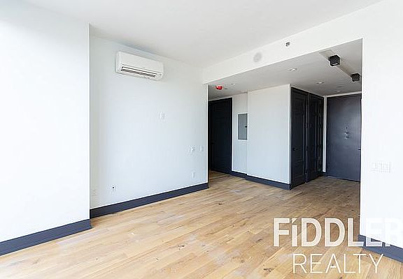 5th image of 42-22 27th St #608