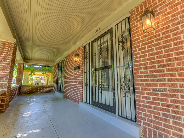 345 Malvern St — Photo 3