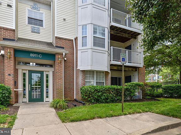 4th image of 8911-8911 Town Center Cir #C