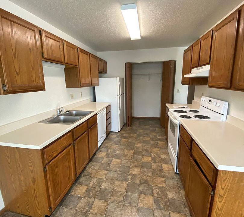 1st image of 4235 9th Avenue Cir S APT 206