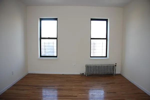 Rented by Lang Realty LLC | media 2