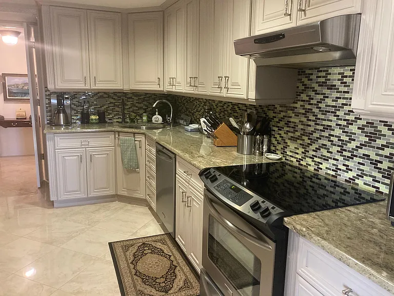 Modern kitchen