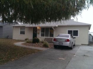 1832 W Park St, Pasco, WA 99301